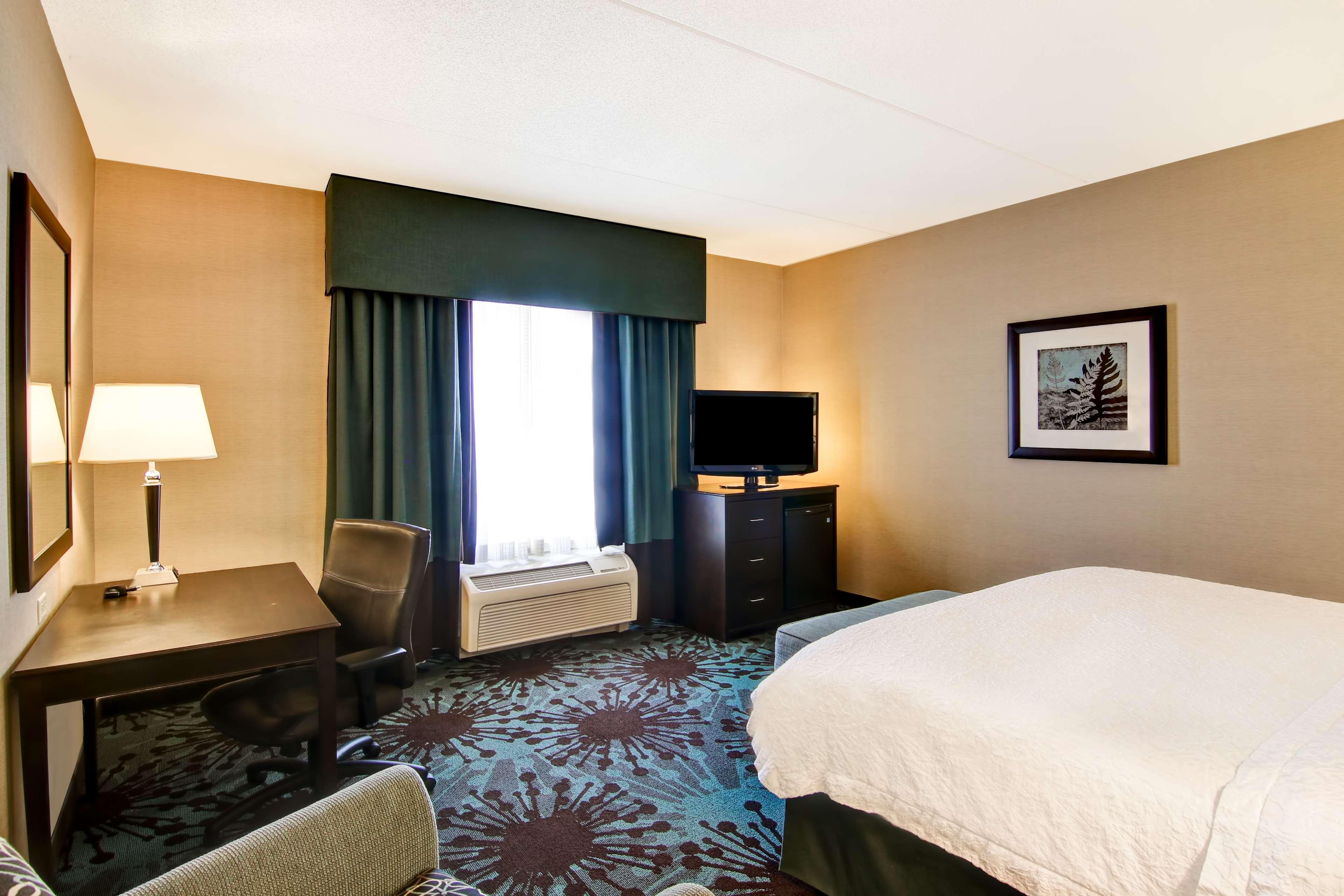 Hampton Inn By Hilton Toronto Airport Corporate Centre Eksteriør billede