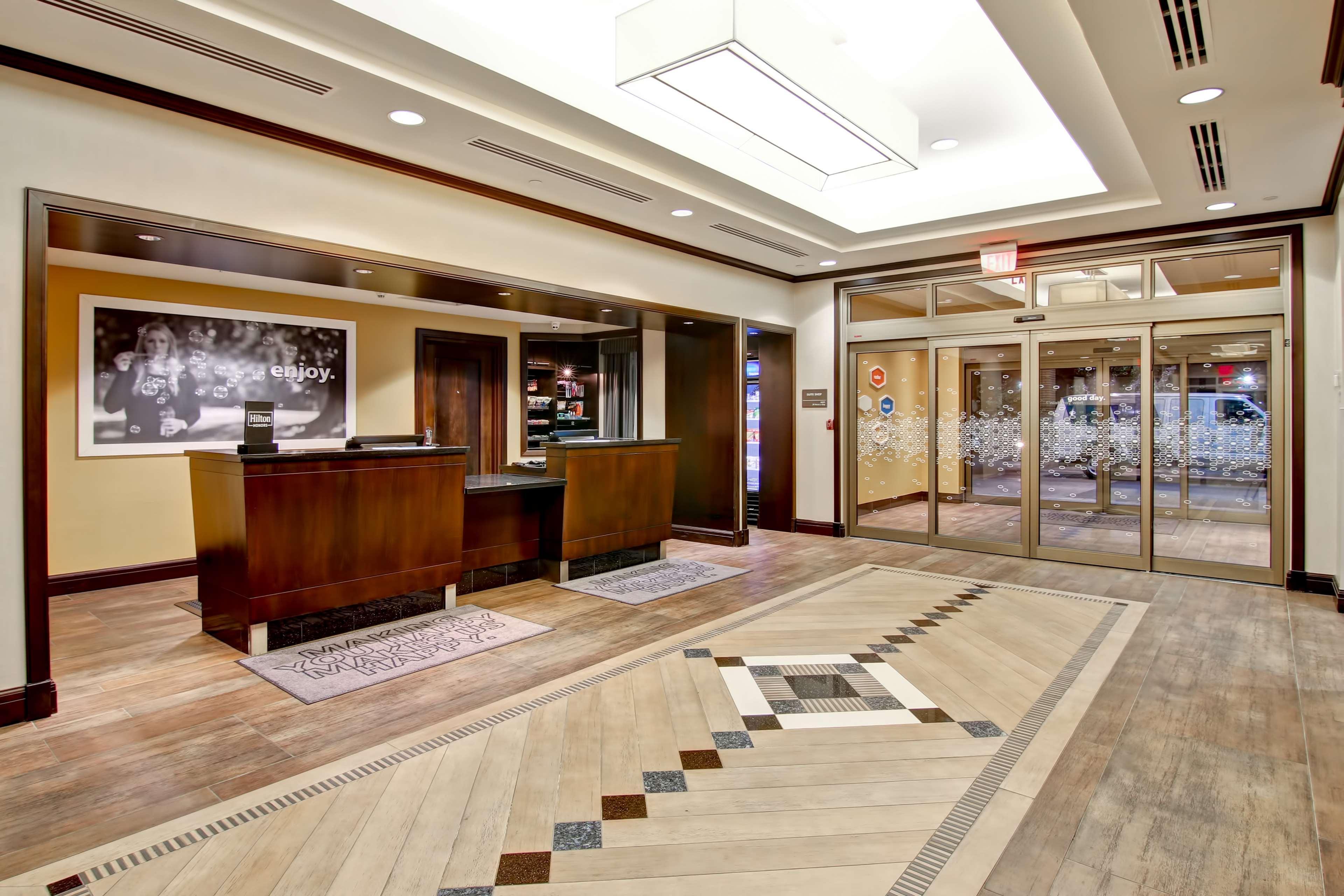 Hampton Inn By Hilton Toronto Airport Corporate Centre Eksteriør billede