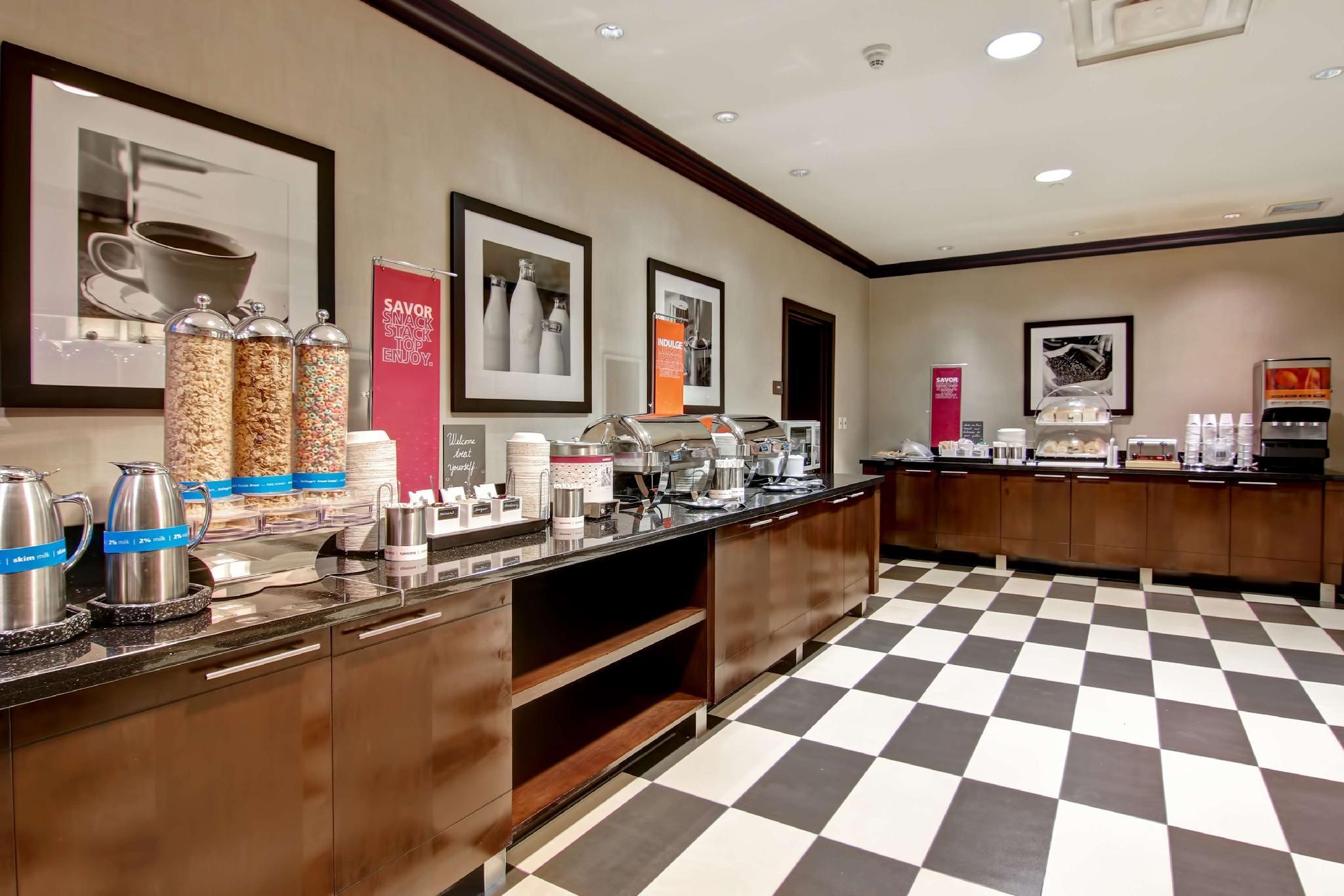 Hampton Inn By Hilton Toronto Airport Corporate Centre Eksteriør billede
