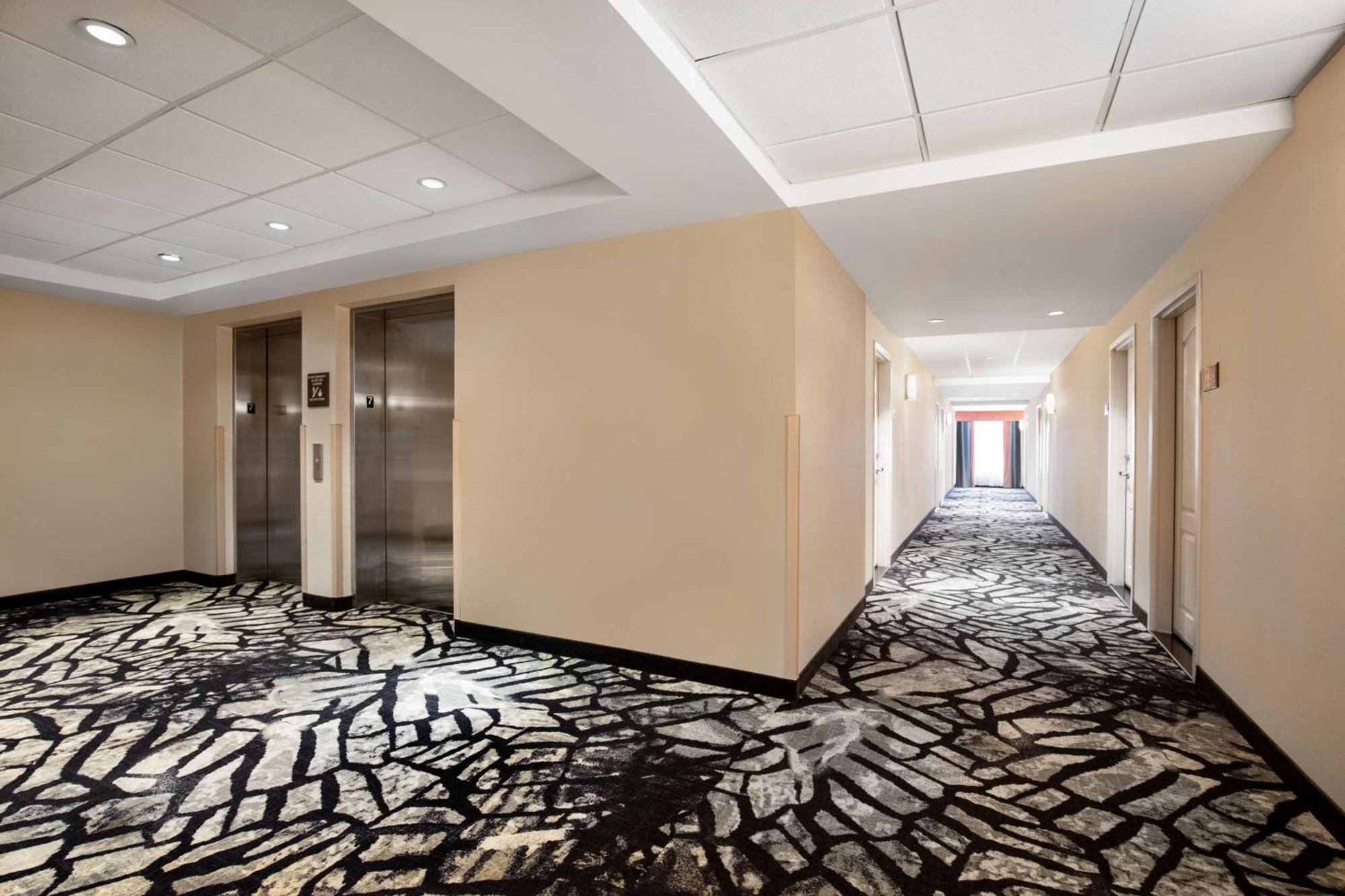 Hampton Inn By Hilton Toronto Airport Corporate Centre Eksteriør billede